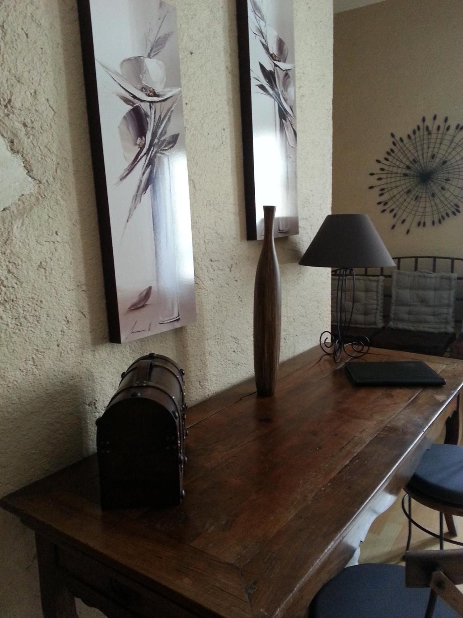L' Oustaloun Hotell Maussane les Alpilles Rom bilde
